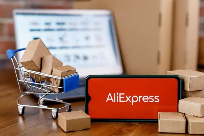 Mỹ liệt WeChat và AliExpress vào danh sách ‘thị trường lừa đảo’, Trung Quốc lên tiếng