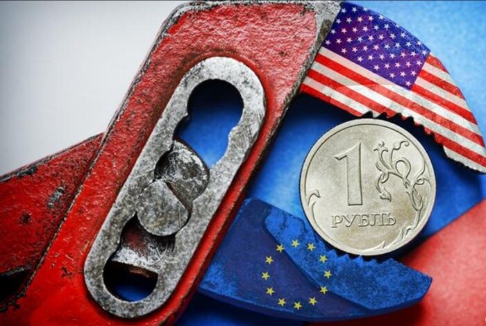 Mỹ, EU dồn dập tung đòn ‘nắn gân’ Nga