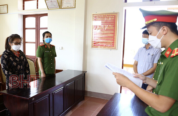 Hà Tĩnh: Cho nhân viên ngân hàng vay nặng lãi để chơi tiền ảo, 3 đối tượng bị khởi tố