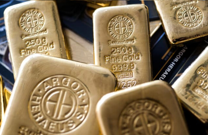 Giá vàng thế giới hôm nay (12/9): Thiếu động lực, vàng quay đầu giảm giá