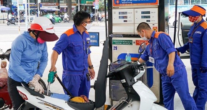Ngày điều chỉnh giá xăng dầu, diesel đối diện đợt tăng mạnh tới 1.500 đồng/lít