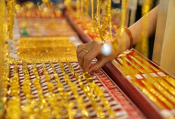 Giá vàng có thể tăng 140%, đề xuất lập sàn giao dịch huy động 400 tấn vàng