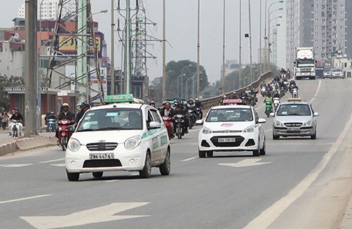 7.598 xe hoạt động ở Hà Nội bằng phù hiệu của địa phương khác