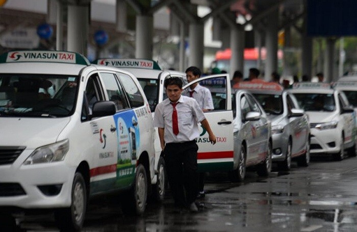 Taxi truyền thống: Thay đổi hay là chết?