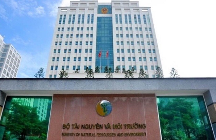 Bộ Tài chính 'tố' Bộ Tài nguyên và Môi trường cài cắm điều kiện kinh doanh trong Nghị định 136