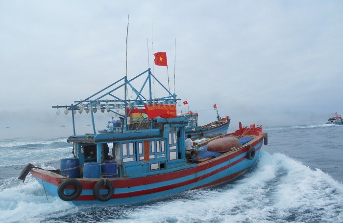 Tàu ngư dân bị đâm chìm, tỉnh Quảng Ngãi hứa cho tiền đóng lại nhưng 6 tháng qua không giải ngân