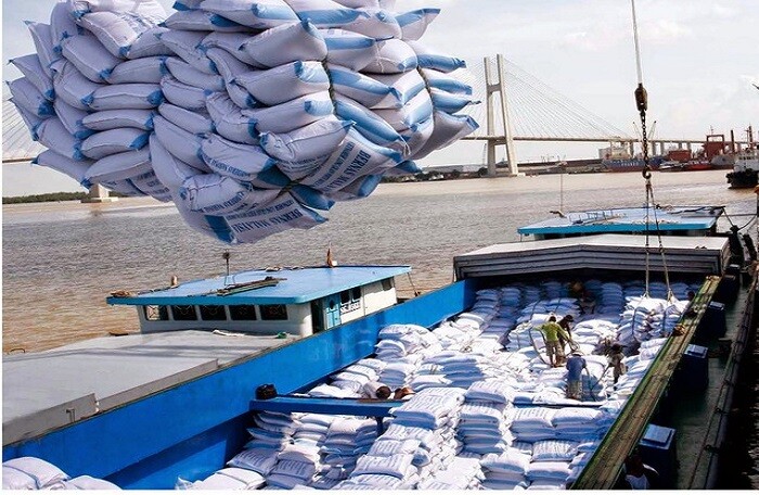 Vụ xuất khẩu gạo: Bộ Công Thương ‘phản đòn’ Bộ Tài chính