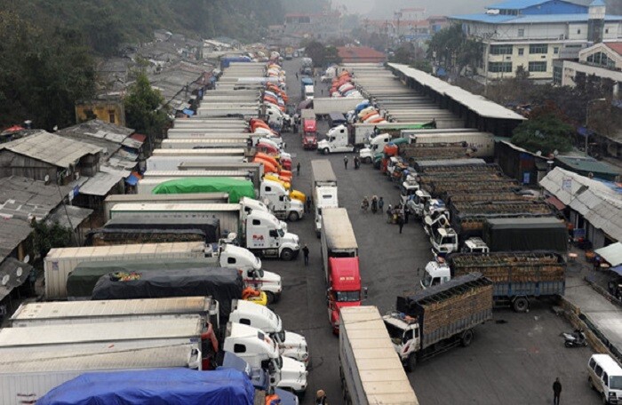 1.700 xe hàng tồn ở cửa khẩu, Bộ Công Thương yêu cầu không đưa hàng lên bán ở biên giới