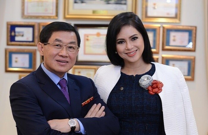 Vợ ông Johnathan Hạnh Nguyễn muốn mở trung tâm bán hàng hiệu giảm giá ở TP. HCM