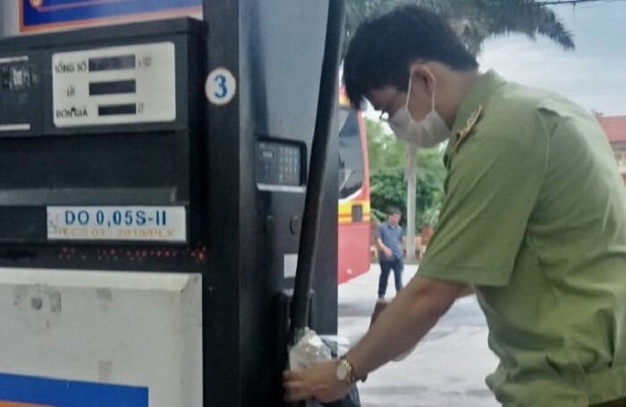 Nam Định: Ngăn chặn trên 20.000 lít dầu diesel không đảm bảo chất lượng