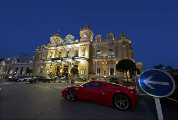 Bên trong sòng bài khét tiếng Monte Carlo