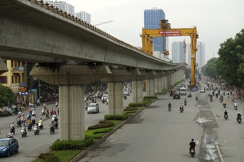 Tuyến đường Nguyễn Trãi - Trần Phú - Quang Trung là trục giao thông liên khu vực quan trọng của Hà Nội