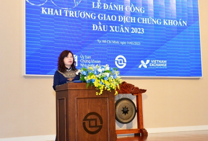 Bà Vũ Thị Chân Phương: Năm 2023,sẽ tăng cường giám sát, thanh kiểm tra, xử  lý vi phạm chứng khoán