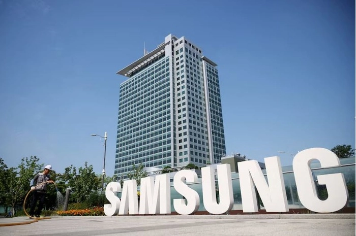 Samsung Electronics ước t&iacute;nh lợi nhuận tăng gấp 10 lần nhờ gi&aacute; chip nhớ tăng cao.