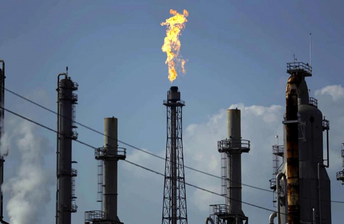 Các nhà sản xuất dầu khí lớn nhất thế giới kiếm gần 100 tỷ USD trong quý I