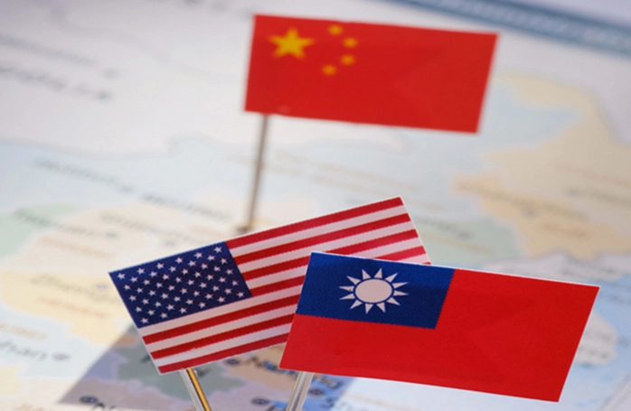 Trung Quốc ra đòn kinh tế với Đài Loan sau chuyến thăm của lãnh đạo Mỹ