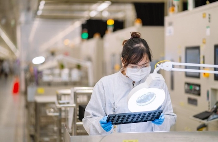 Gác kế hoạch mở rộng sản xuất chip ở Việt Nam: Intel nói gì?