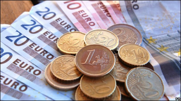 Euro rớt gần mức thấp nhất 6 tháng
