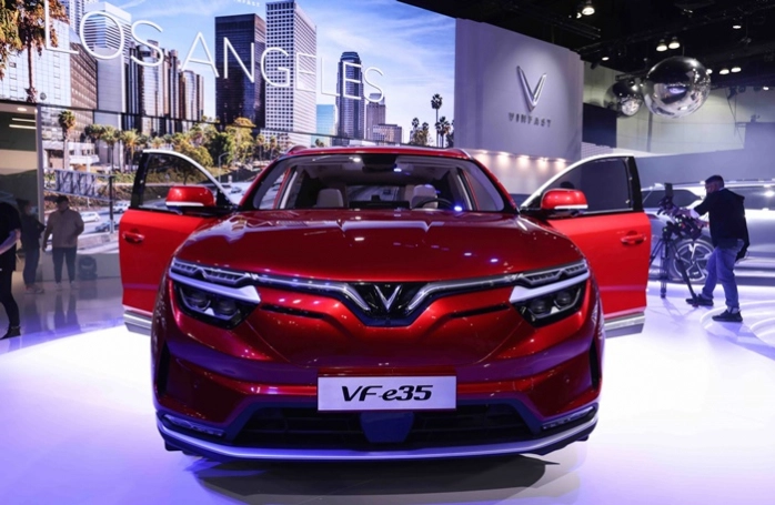 Xe VinFast tăng giá hàng chục triệu