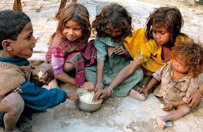 Nghèo khổ là gì? Nguyên nhân dẫn đến đói nghèo