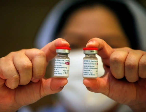 Thái Lan tiêm bổ sung vaccine AstraZeneca cho người đã tiêm vaccine Trung Quốc