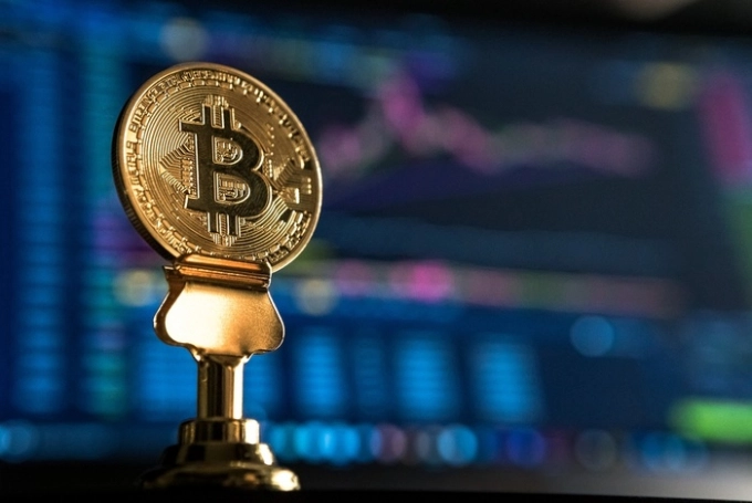 Giá Bitcoin tiếp đà tăng, thị trường tiền số ngập trong sắc xanh