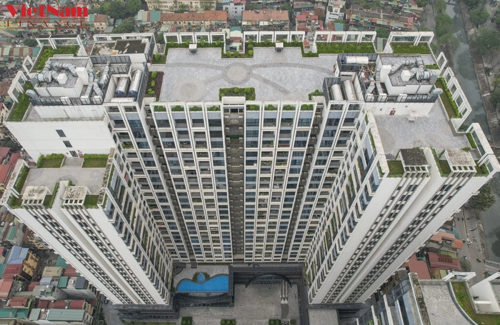 Mua chung cư hơn 60 triệu/m2 nhưng không có lối đi riêng cho các toà nhà - Ảnh 12