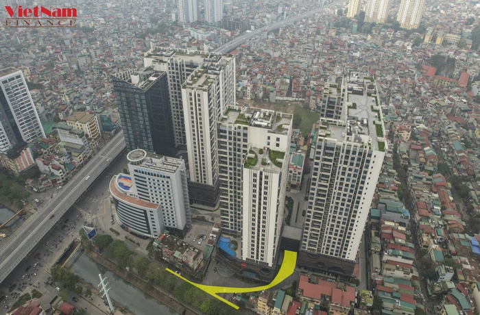 Mua chung cư hơn 60 triệu/m2 nhưng không có lối đi riêng cho các toà nhà - Ảnh 7