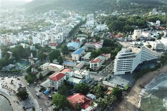 Bất động sản nghỉ dưỡng Phú Quốc: Nhà đầu tư 'cắt lỗ' vì vắng khách - Ảnh 1