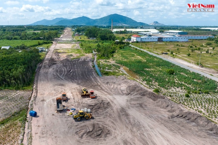 Soi tiến độ dự án cao tốc Biên Hòa - Vũng Tàu giai đoạn 1 trị giá gần 5.000 tỷ đồng - Ảnh 1