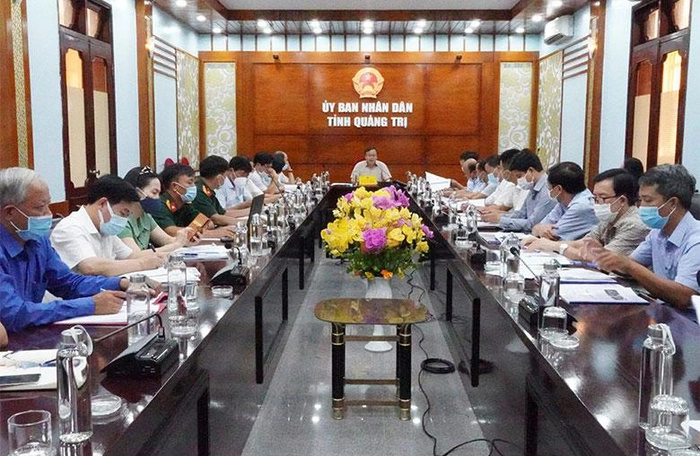 UBND tỉnh Quảng Trị bàn phương án triển khai dự án đường ven biển kết nối hành lang kinh tế Đông - Tây.