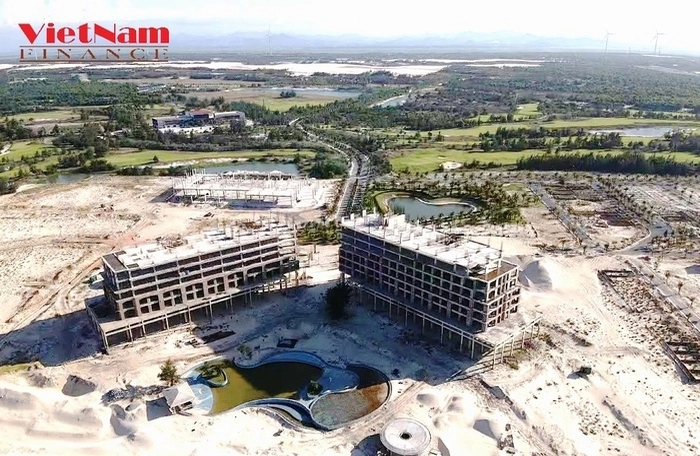 Cận cảnh hoang tàn 'siêu dự án' hơn 20.000 tỷ của FLC tại Quảng Bình - Ảnh 2